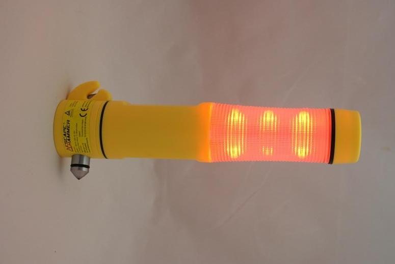Taschenlampe mit integriertem Notfallhammer und Gurtschneider, Notfallhammer, Sicherheit & Diebstahlschutz
